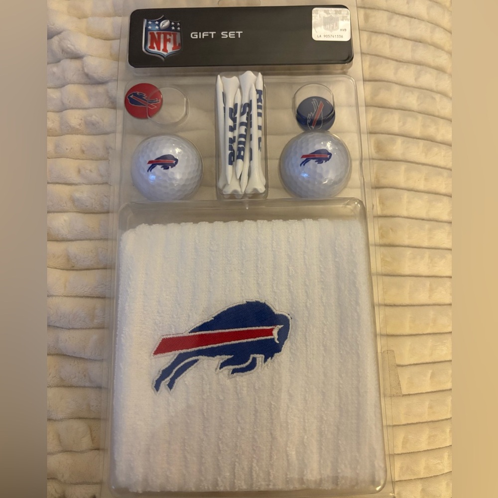Bills NFL Team Golf Gift Set